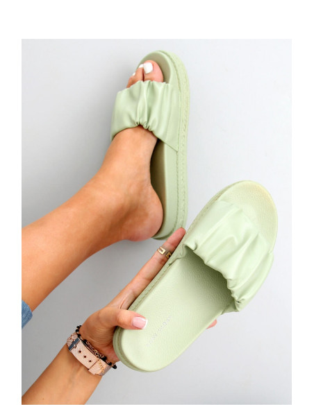Clacquettes model 165072 Inello