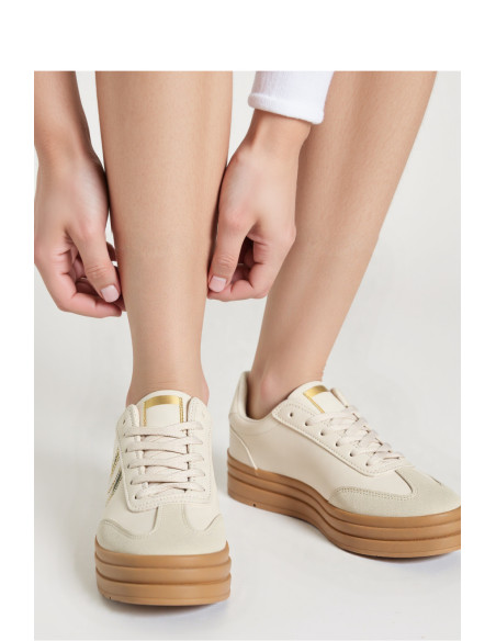 Chaussures de sport model 210219 Inello