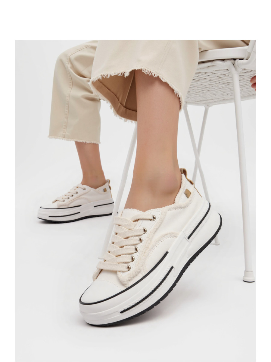 Chaussures de sport model 210236 Inello