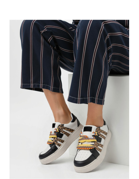 Chaussures de sport model 210315 Inello