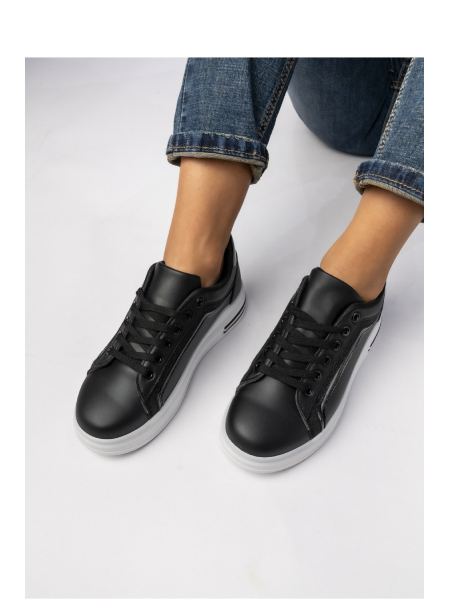 Chaussures de sport model 210586 Inello
