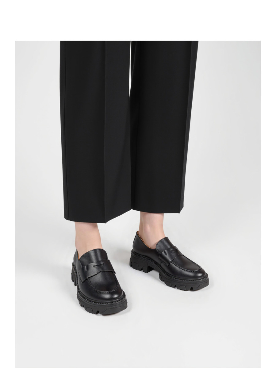 Moccasins model 210220 Inello