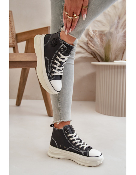 Baskets model 199907 Step in style