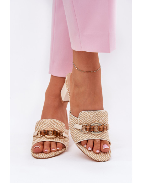 Clacquettes model 210778 Step in style