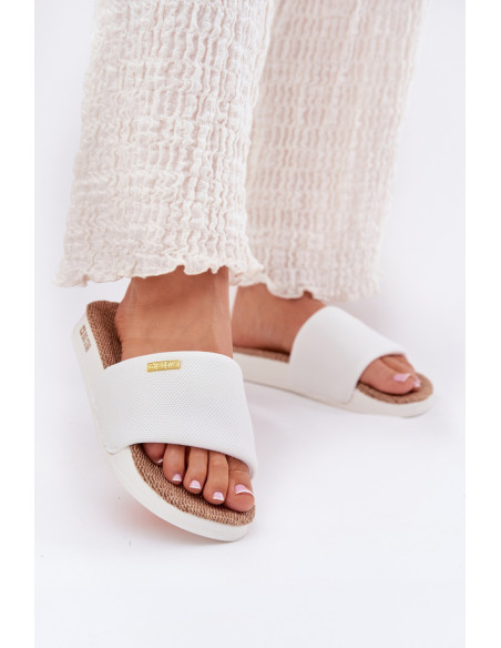 Clacquettes model 211675 Step in style