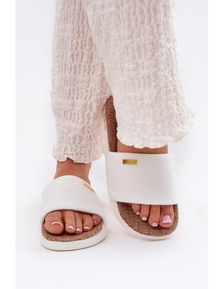 Clacquettes model 211675 Step in style