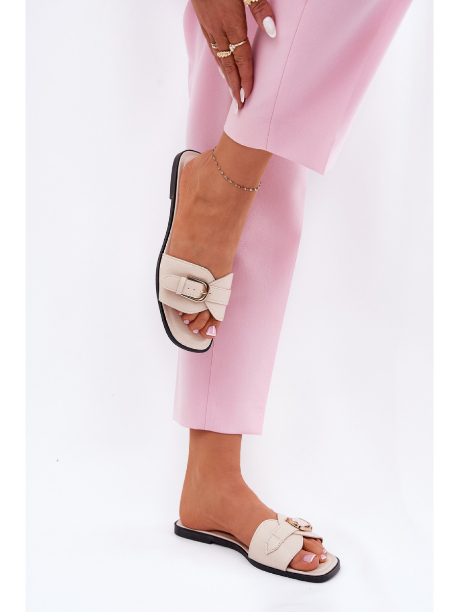 Clacquettes model 211691 Step in style