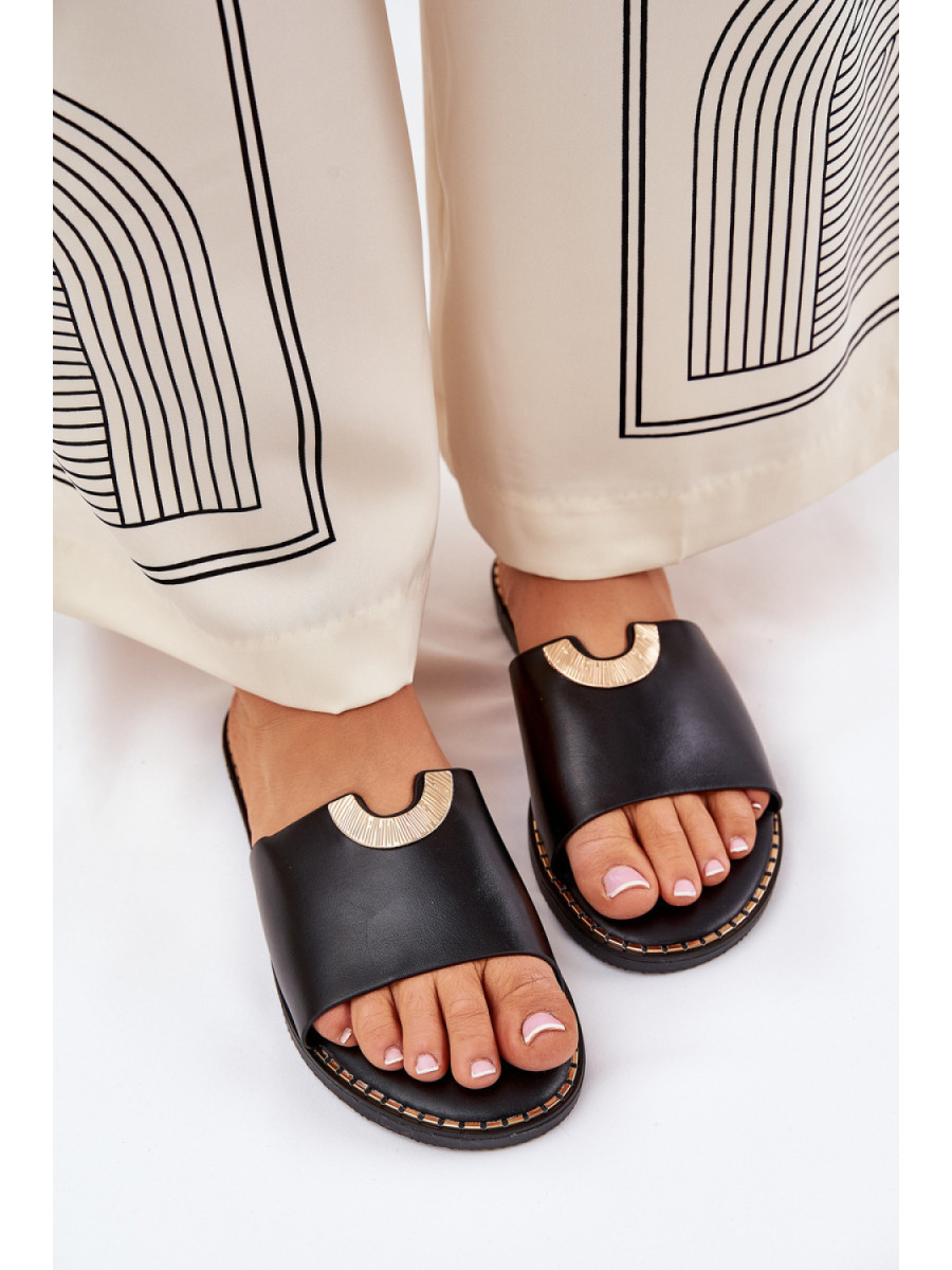 Clacquettes model 211707 Step in style