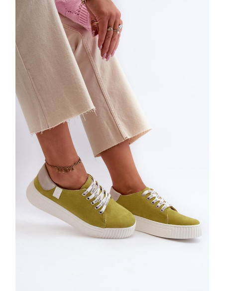 Baskets model 196700 Step in style