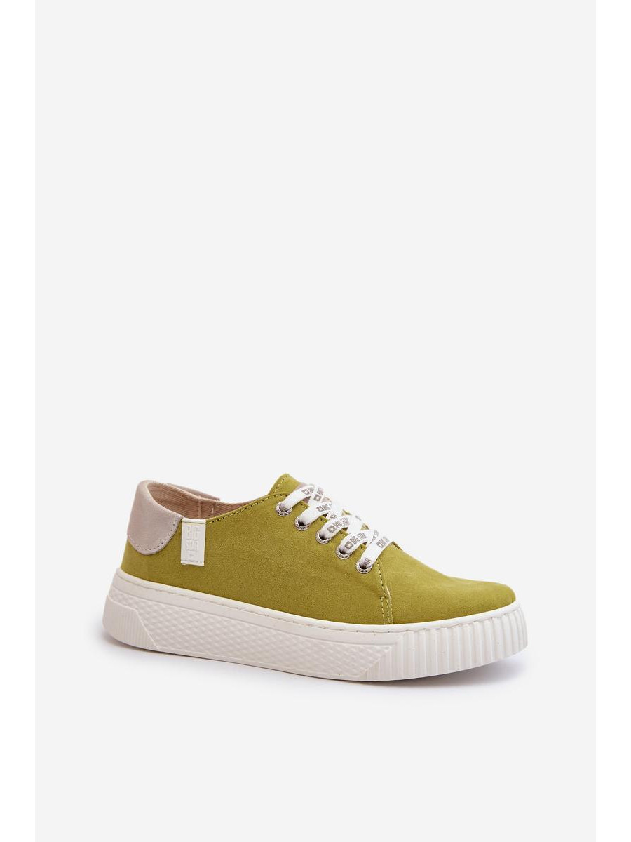 Baskets model 196700 Step in style