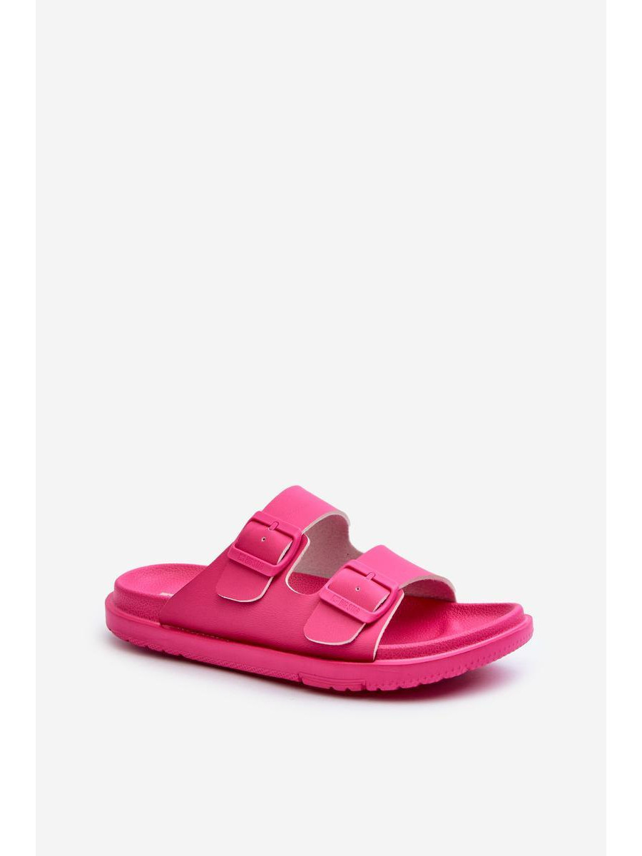 Clacquettes model 197416 Step in style