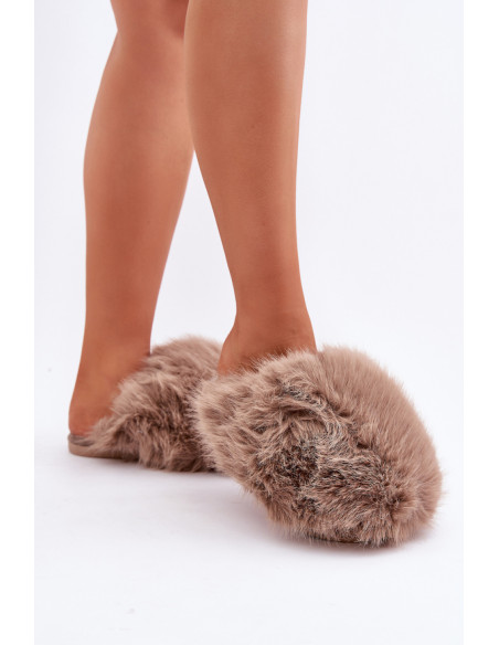 Pantoufles model 204953 Step in style