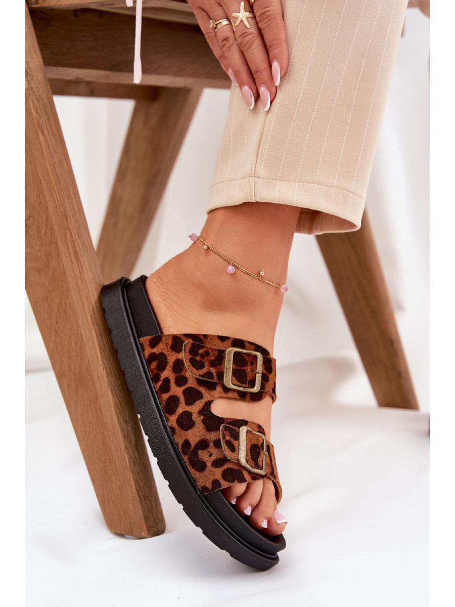 Clacquettes model 209957 Step in style