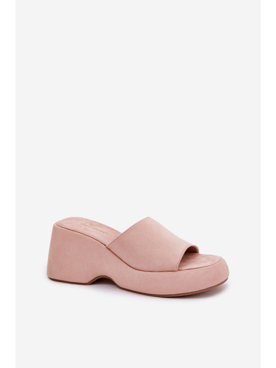 Clacquettes model 210173 Step in style