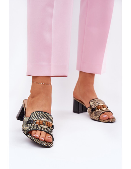 Clacquettes model 210779 Step in style