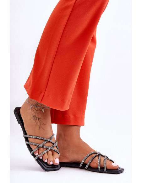 Clacquettes model 183621 Step in style