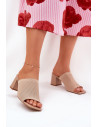 Clacquettes model 211021 Step in style