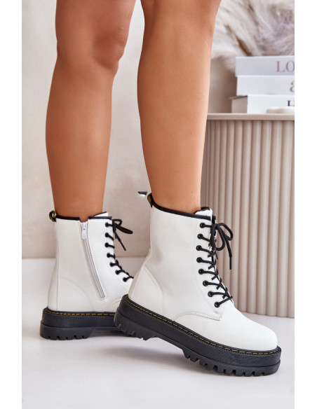 Bootie model 201912 Step in style