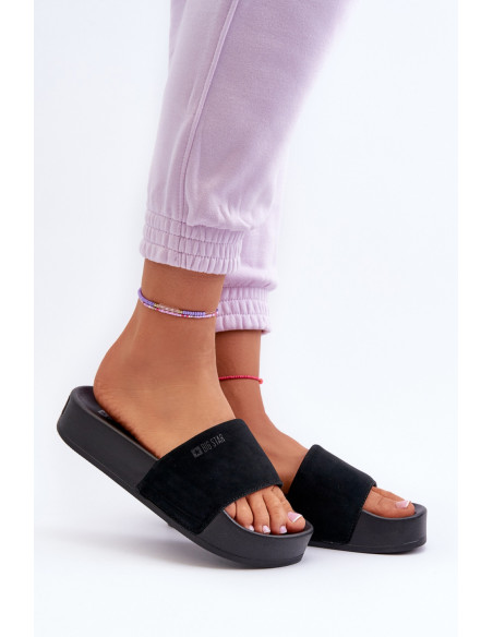 Clacquettes model 195431 Step in style