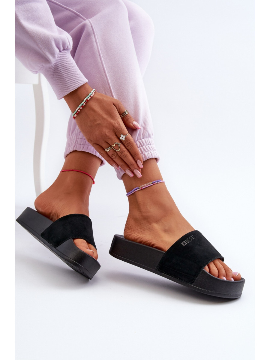 Clacquettes model 195431 Step in style