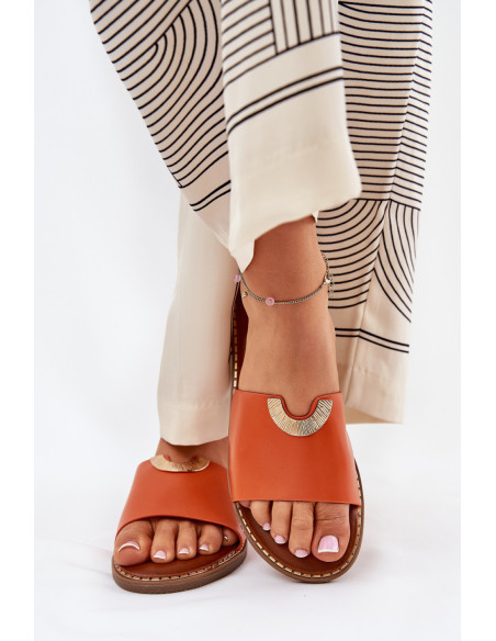 Clacquettes model 211708 Step in style