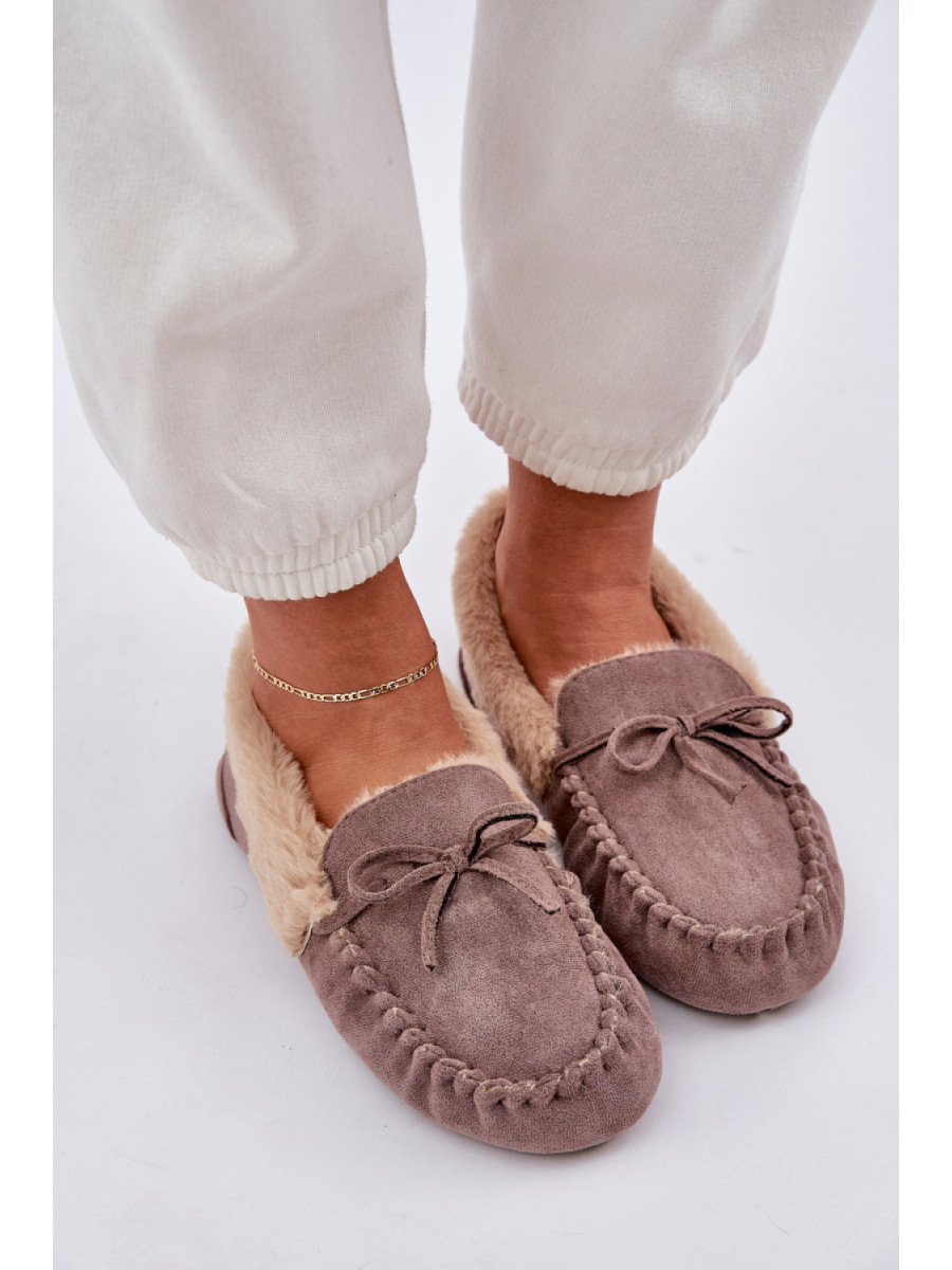 Pantoufles model 208428 Step in style