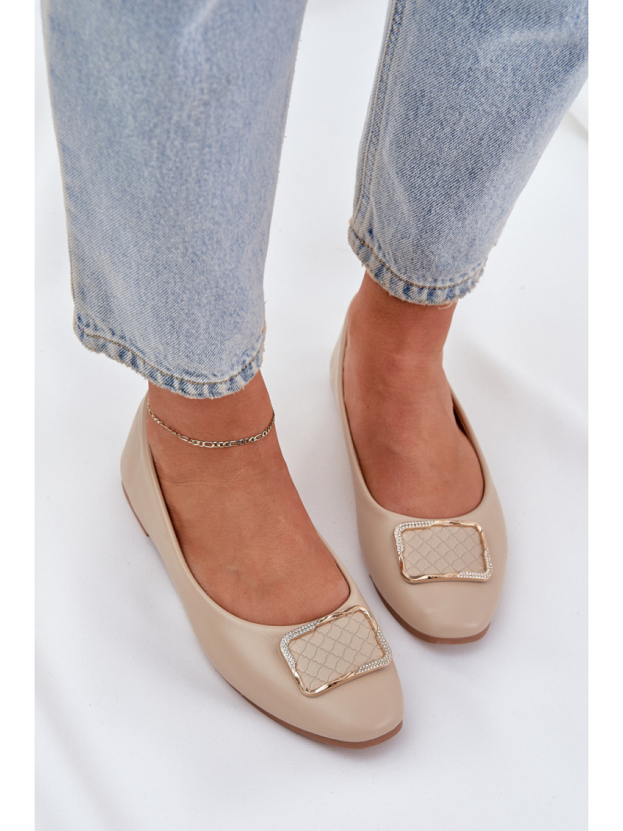 Ballerine model 208456 Step in style