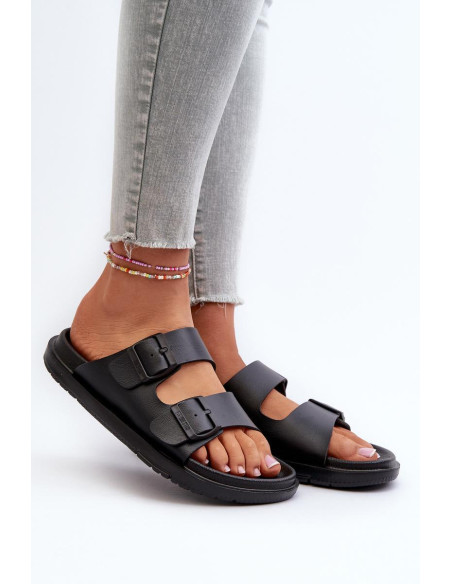 Clacquettes model 197417 Step in style