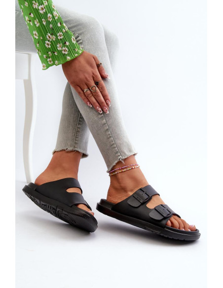 Clacquettes model 197417 Step in style