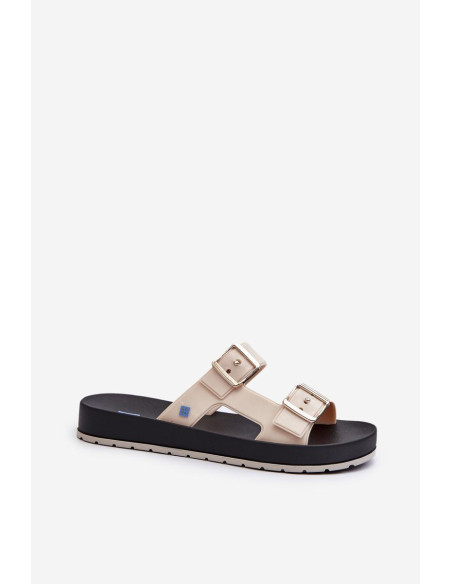 Clacquettes model 197654 Step in style