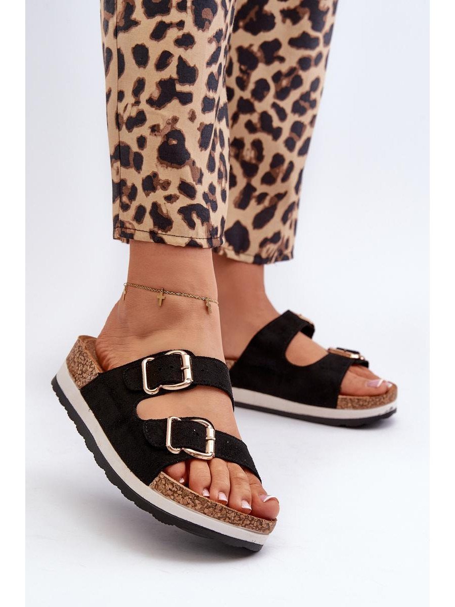 Clacquettes model 197720 Step in style