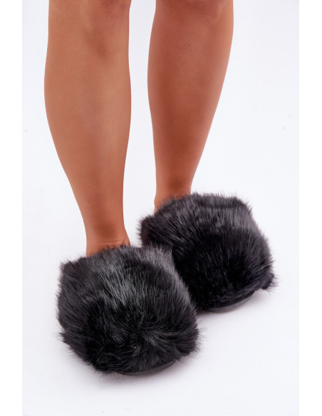 Pantoufles model 204954 Step in style