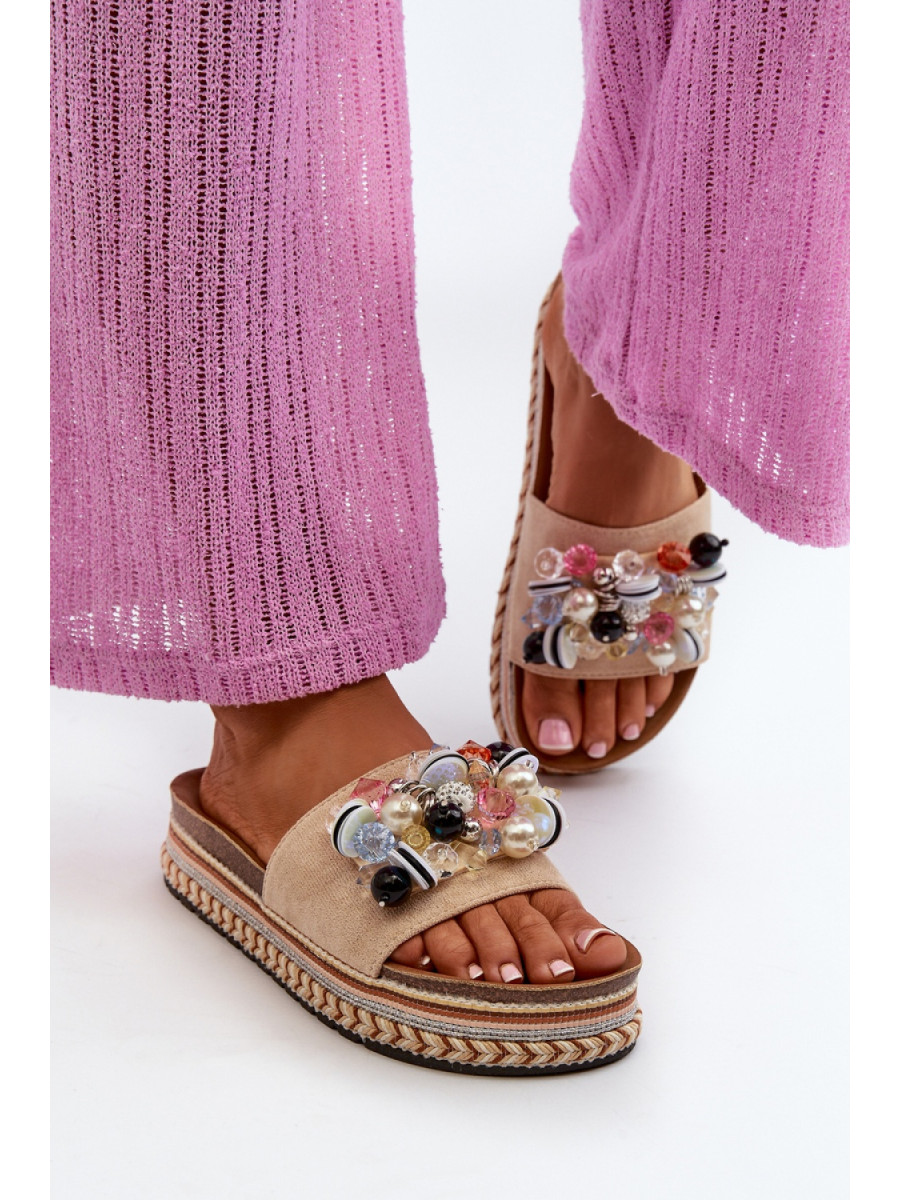 Clacquettes model 198432 Step in style