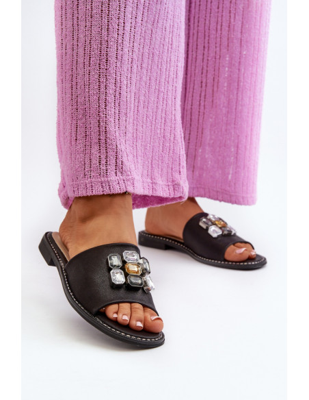 Clacquettes model 198614 Step in style