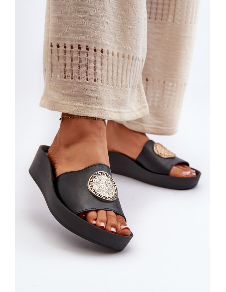 Clacquettes model 198475 Step in style