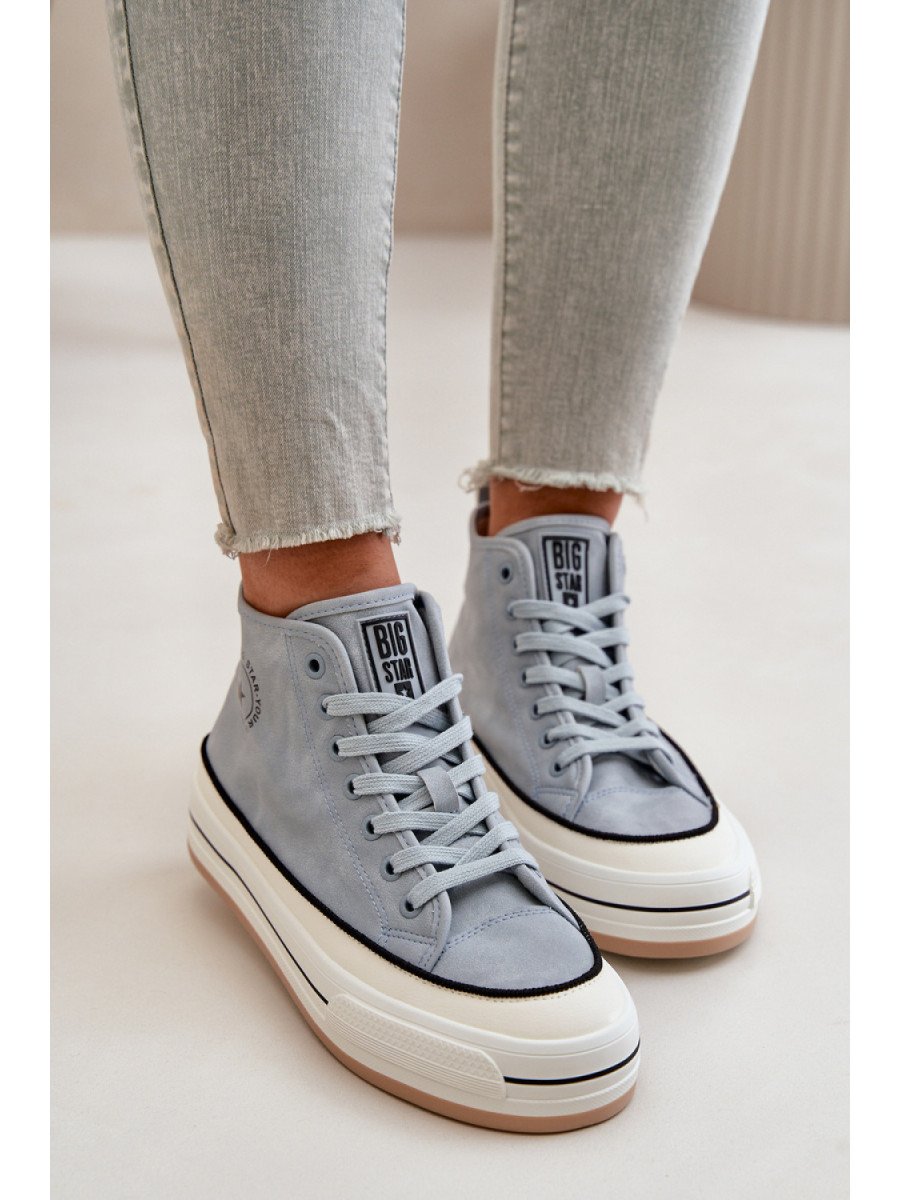 Baskets model 199910 Step in style