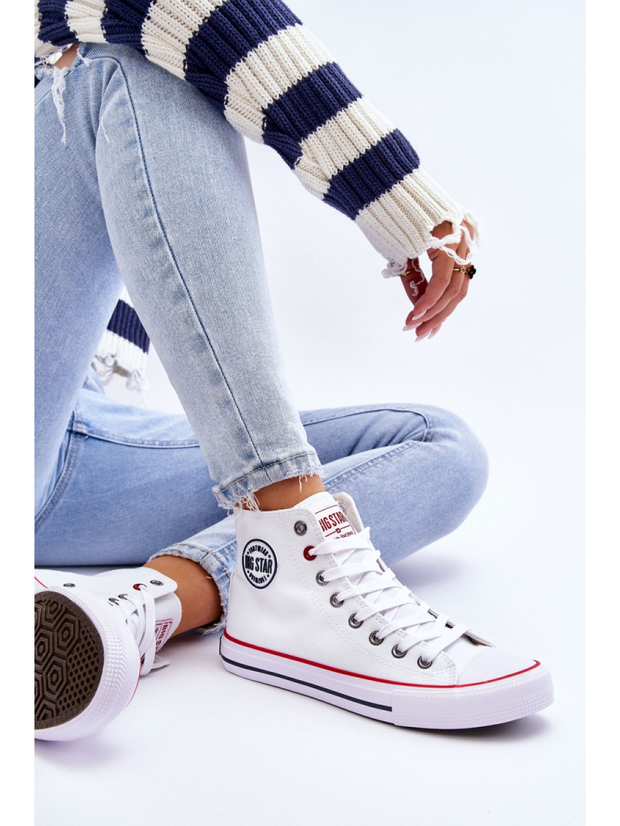 Baskets model 192305 Step in style
