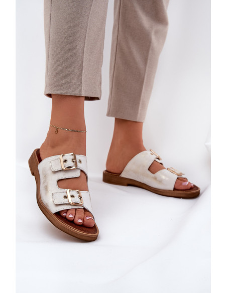 Clacquettes model 210174 Step in style