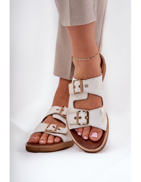 Clacquettes model 210174 Step in style