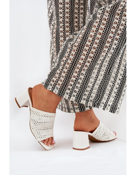 Clacquettes model 210780 Step in style