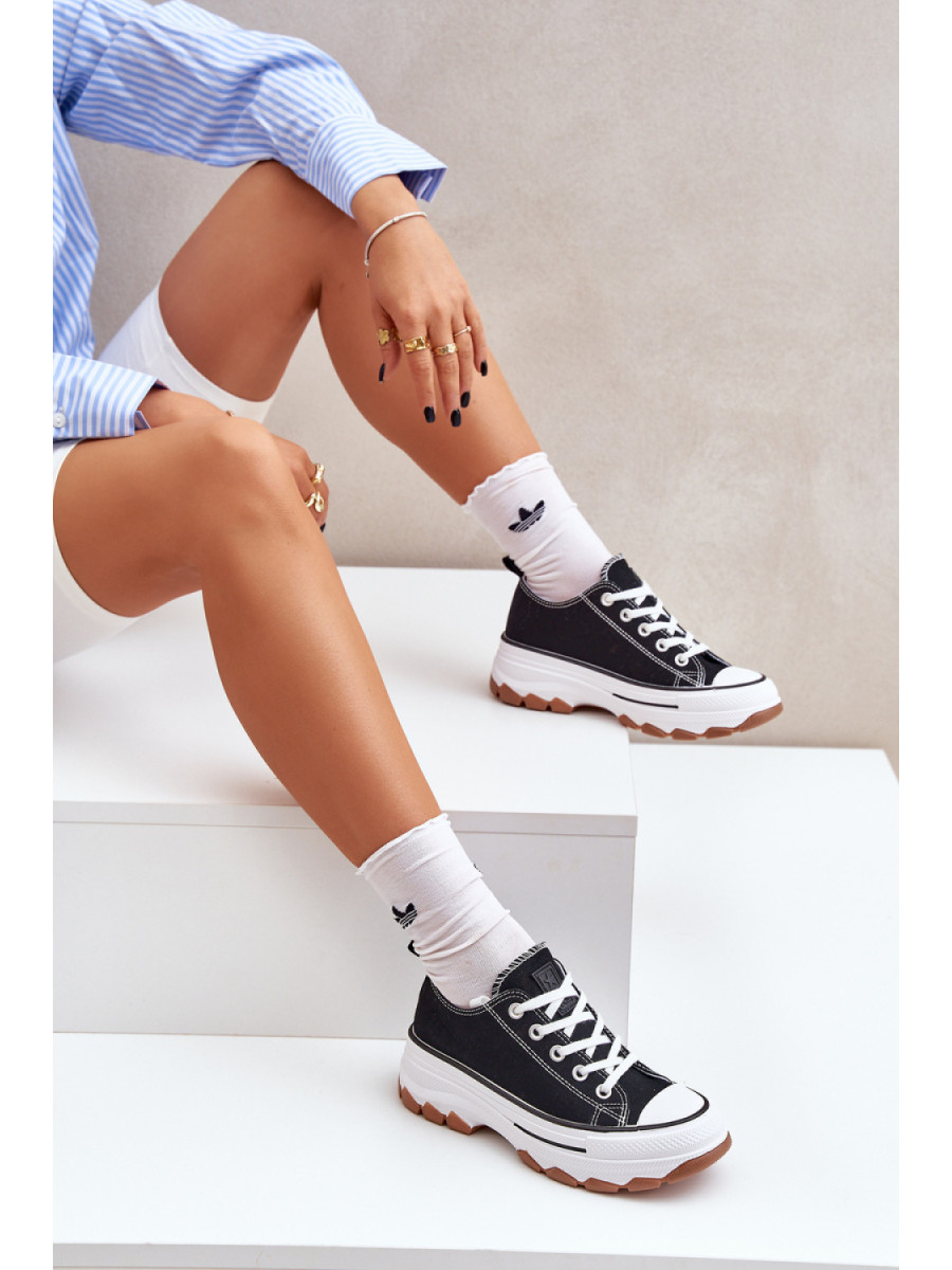 Baskets model 206796 Step in style