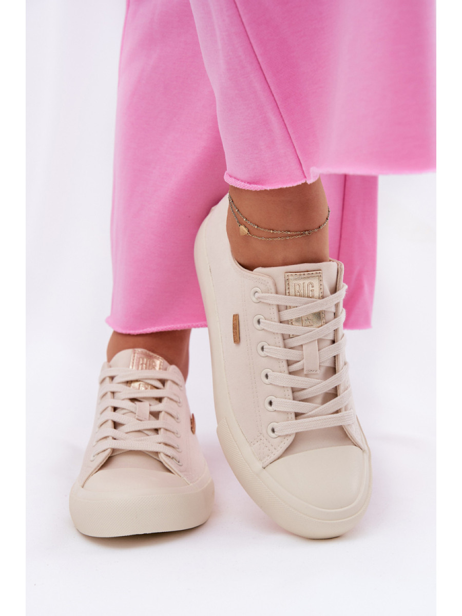 Baskets model 211351 Step in style