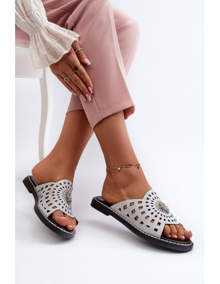 Clacquettes model 196424 Step in style