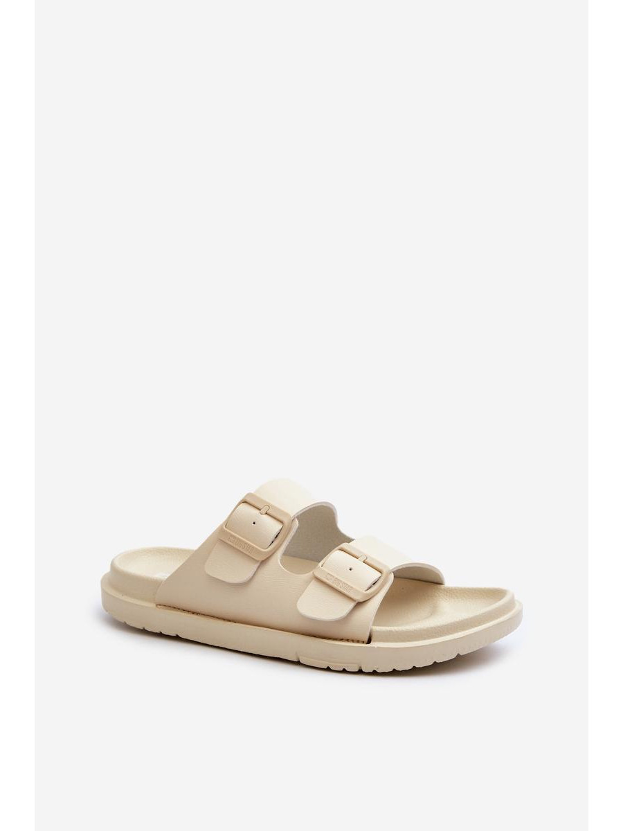 Clacquettes model 197418 Step in style