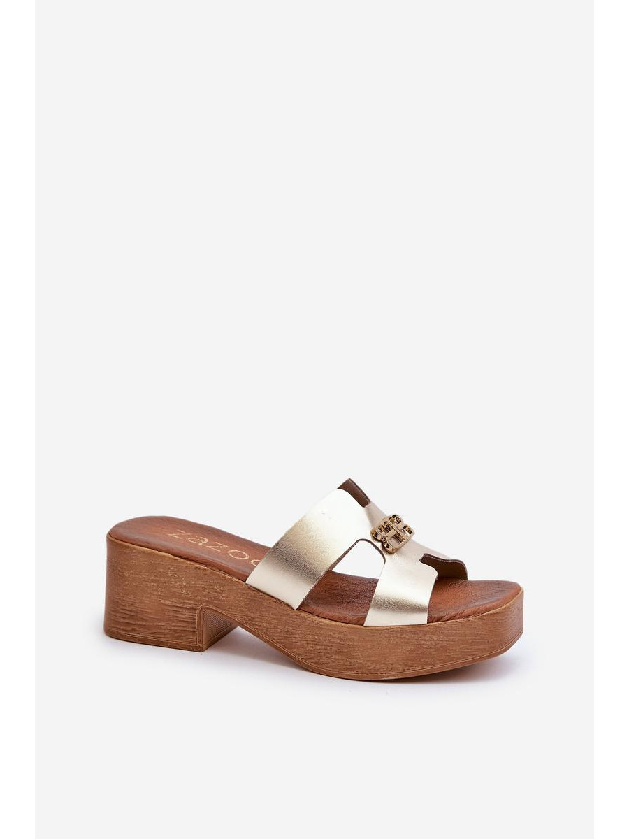 Clacquettes model 197658 Step in style