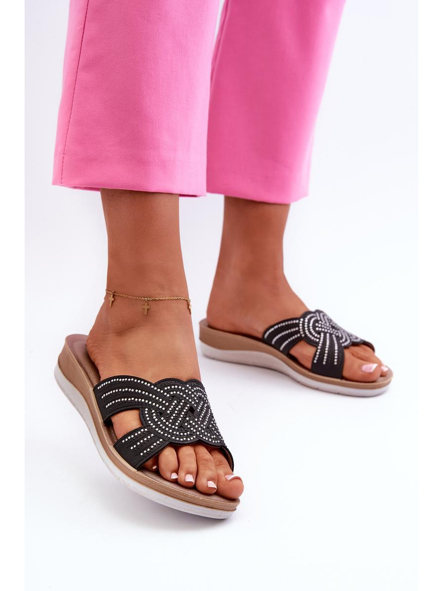 Clacquettes model 198162 Step in style