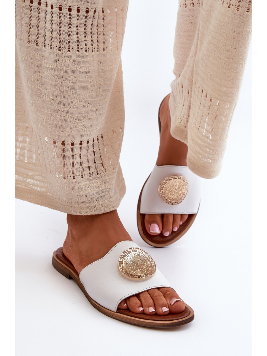 Clacquettes model 198268 Step in style
