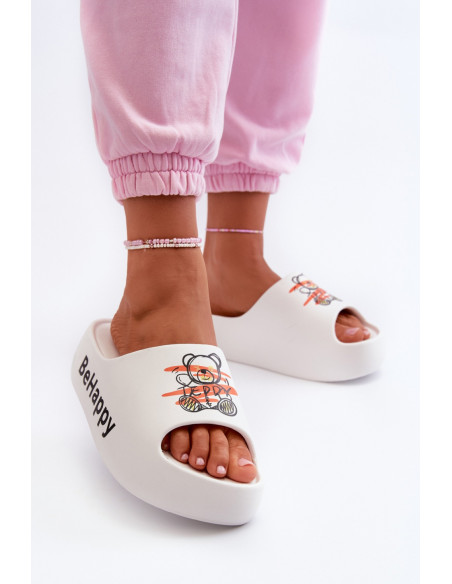 Clacquettes model 198434 Step in style