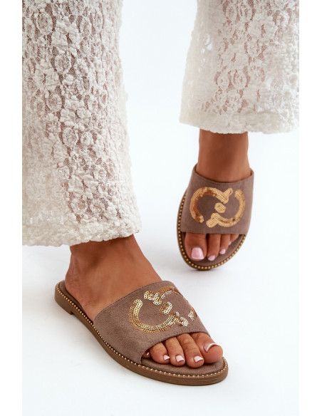 Clacquettes model 198615 Step in style