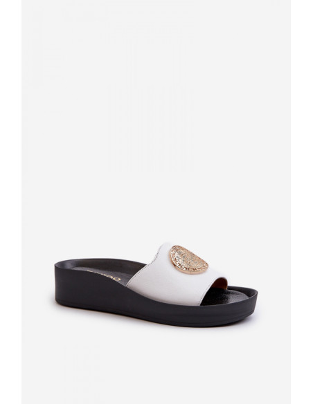 Clacquettes model 198478 Step in style